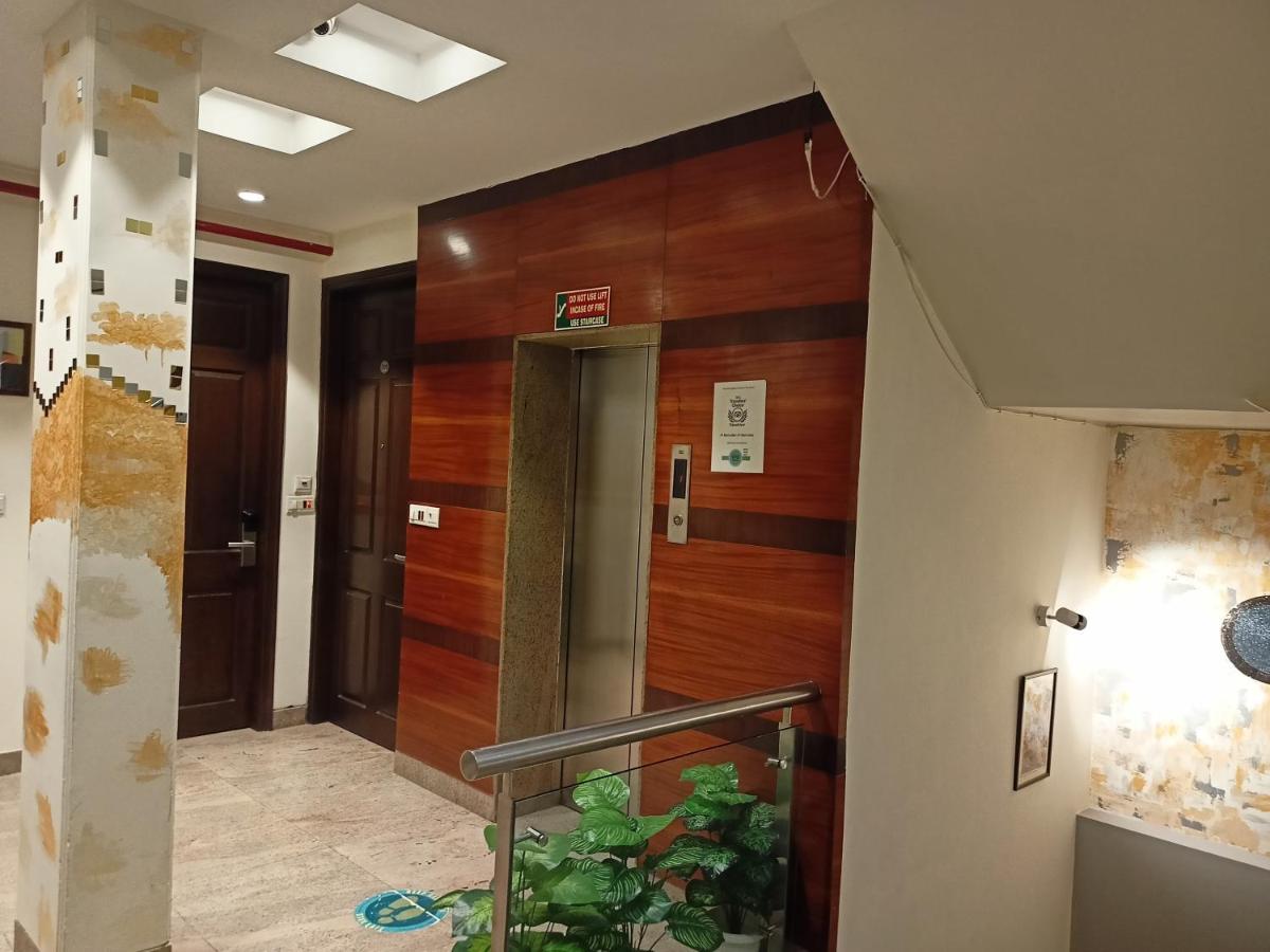 Cosy Grand, Chanakyapuri By The Cosy Hotels Nueva Delhi Exterior foto
